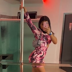 Foto de Manu Flor ao vivo na webcam