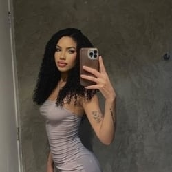 Foto de Manuzita 02 ao vivo na webcam