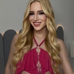 Foto de Marcelly ao vivo na webcam