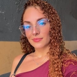 Foto de Mari Lima ao vivo na webcam