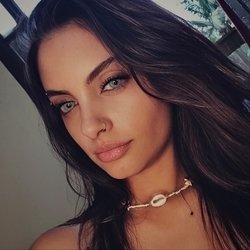 Foto de Mari Lux ao vivo na webcam