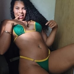 Foto de Maria 2003 ao vivo na webcam