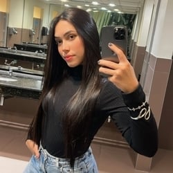 Foto de Mariah Luz ao vivo na webcam