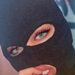 Foto de Marie Luna ao vivo na webcam