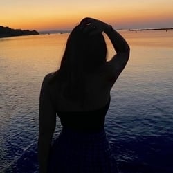 Foto de Marina Almeida ao vivo na webcam