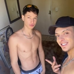 Foto de Marlon 22CM ao vivo na webcam