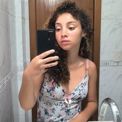 Foto de Mary Pri ao vivo na webcam