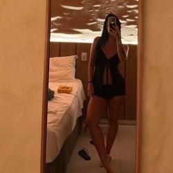 Foto de Mary Tonelli ao vivo na webcam