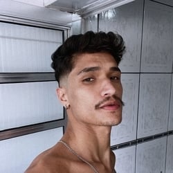 Foto de Mateus Belotto ao vivo na webcam