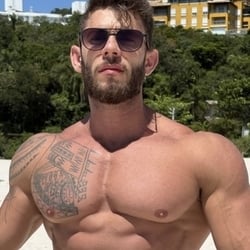 Foto de Max Junte ao vivo na webcam