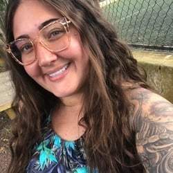 Foto de May Blue Eyes ao vivo na webcam