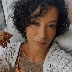 Foto de Maya 0405 ao vivo na webcam