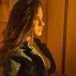 Foto de Domme Doll ao vivo na webcam