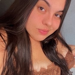 Foto de Maya Melo ao vivo na webcam