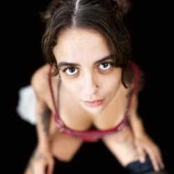 Foto de Mayumi Lizzy - videos sexo ao vivo Sexo ao Vivo