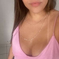 Foto de Mel Cereja ao vivo na webcam