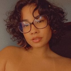 Foto de Mel Pinheiro ao vivo na webcam