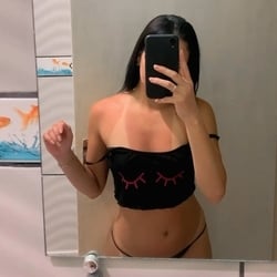 Foto de Mel S 2001 - videos sexo ao vivo Sexo ao Vivo
