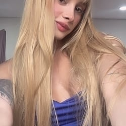 Foto de Mel Yasmin 20 ao vivo na webcam