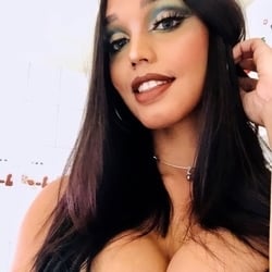 Foto de Meli Doll ao vivo na webcam