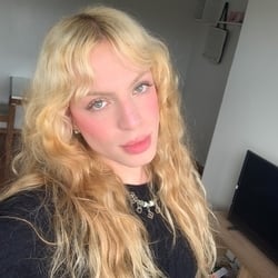 Foto de Melissa Delícia - videos sexo ao vivo Sexo ao Vivo