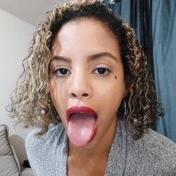 Foto de Melissa Flor ao vivo na webcam