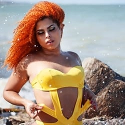 Foto de Melynda 47 ao vivo na webcam