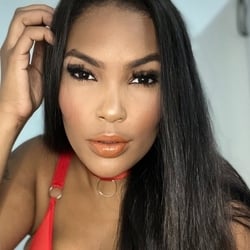 Foto de Meury Liss ao vivo na webcam