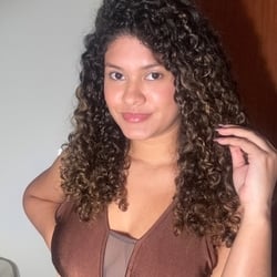 Foto de Mia 1110 - videos sexo ao vivo Sexo ao Vivo