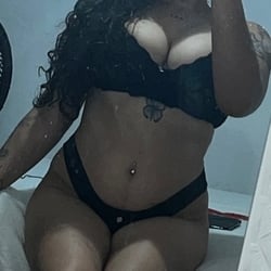 Foto de Mia Beaumont S2 ao vivo na webcam