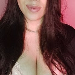 Foto de Mia Callie ao vivo na webcam