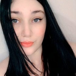 Foto de Mia Fechin ao vivo na webcam