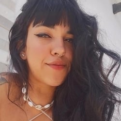 Foto de Mia Gates ao vivo na webcam