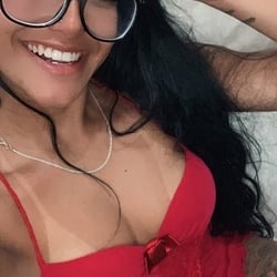 Foto de Mia K 23 ao vivo na webcam