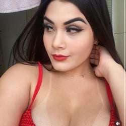 Foto de Mia Mendez ao vivo na webcam