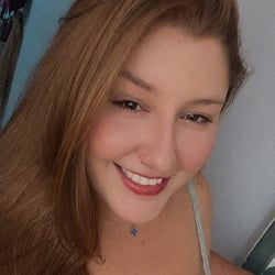 Foto de Mia Morango ao vivo na webcam