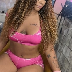 Foto de Mia Souza 18 ao vivo na webcam