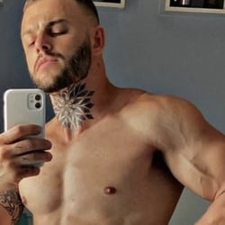 Foto de Michael Di - videos sexo ao vivo Sexo ao Vivo
