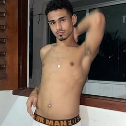 Foto de Miguelzin Honey ao vivo na webcam