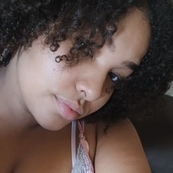 Foto de Mih SZ ao vivo na webcam