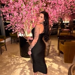 Foto de Mika Ribeiro - videos sexo ao vivo Sexo ao Vivo