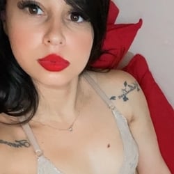 Foto de Mila Magrinha ao vivo na webcam