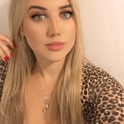 Foto de Mila Miller ao vivo na webcam