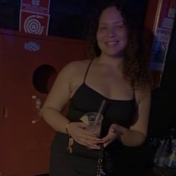 Foto de Milena Laís ao vivo na webcam