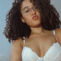 Foto de Mily 669 ao vivo na webcam