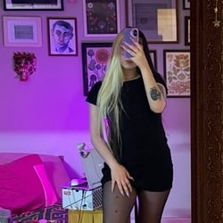 Foto de Misha com Sh ao vivo na webcam