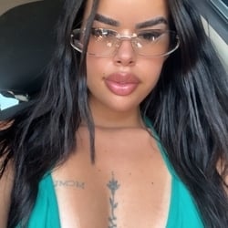 Foto de Miss Jenn ao vivo na webcam