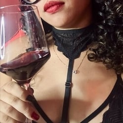 Foto de Mistress Taty ao vivo na webcam