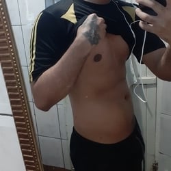 Foto de MK 98 ao vivo na webcam