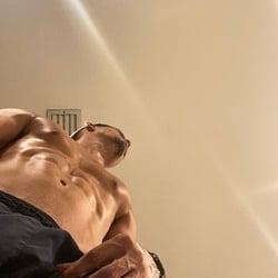 Foto de Mlk R Jota ao vivo na webcam